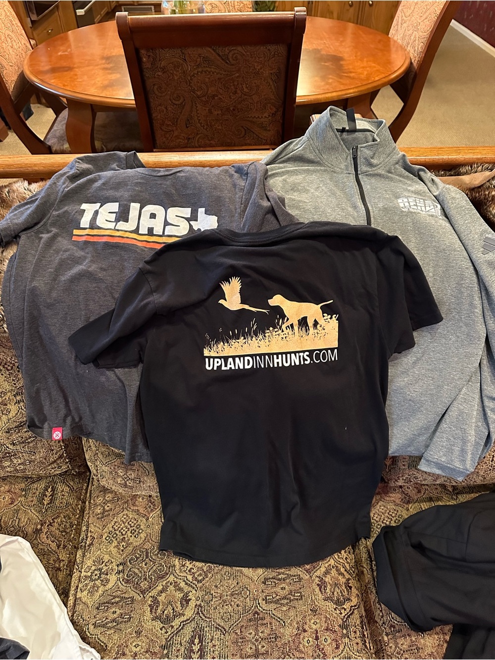 Bundle of 3 men’s shirts